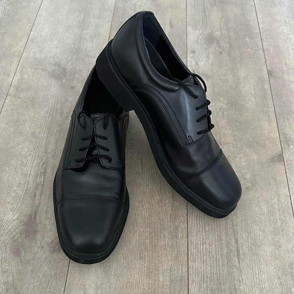 Rockport Waterproof Black Leather Dress Shoes Men’s Size 9W EUC